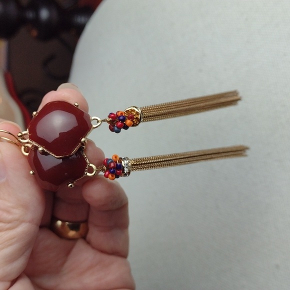 Mia Collection Gold Tone Bordeaux Stone Rhinestone Chain Fringe Drop Earrings - Picture 5 of 8